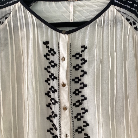 Free People tunic top - Picture 4 of 5